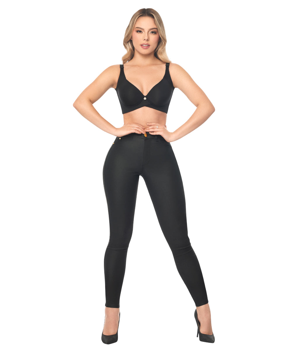 Jean Skinny Levanta GlÃºteos efecto cuero Ref. J-301